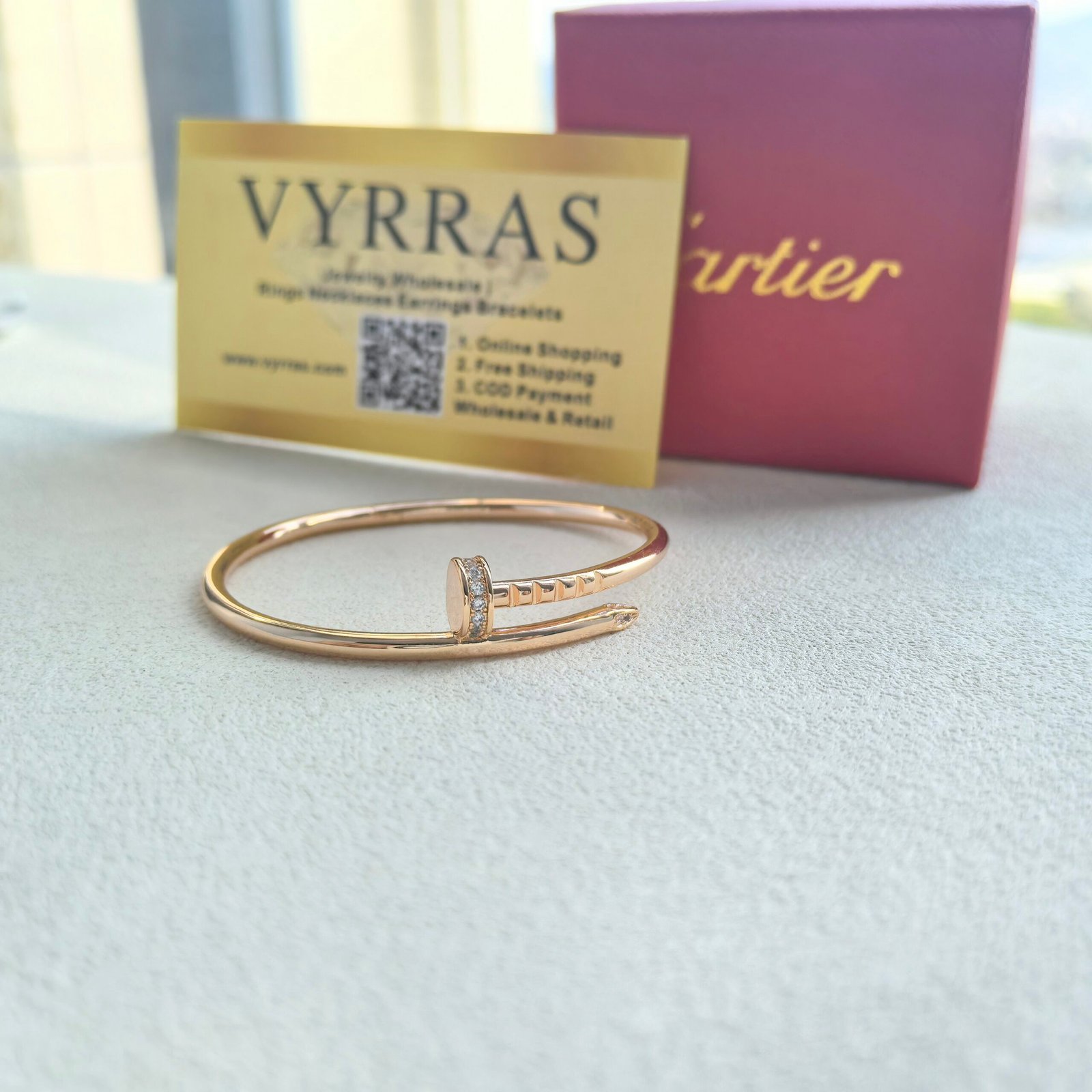 nail_bracelet