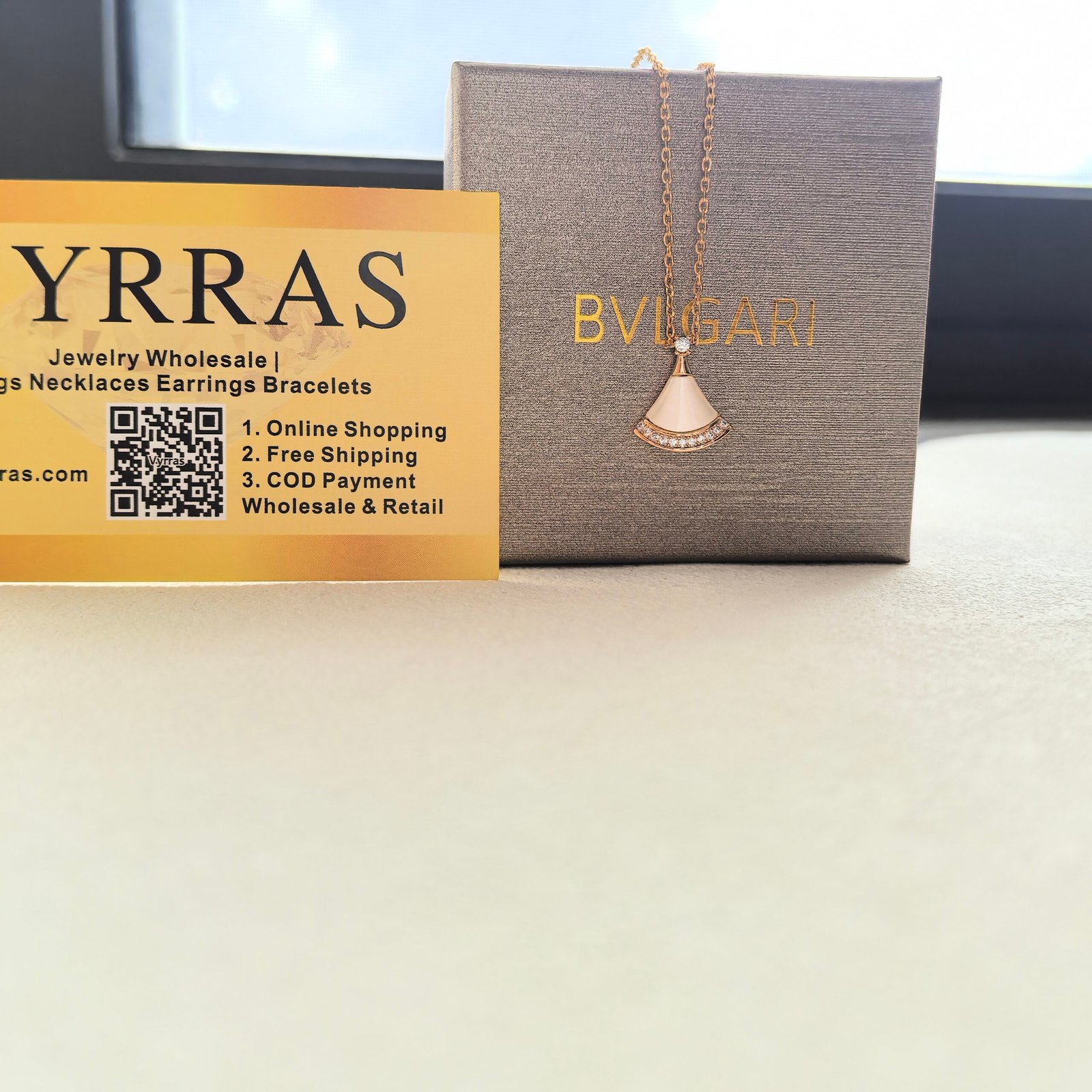 bvlgari_necklace_rose