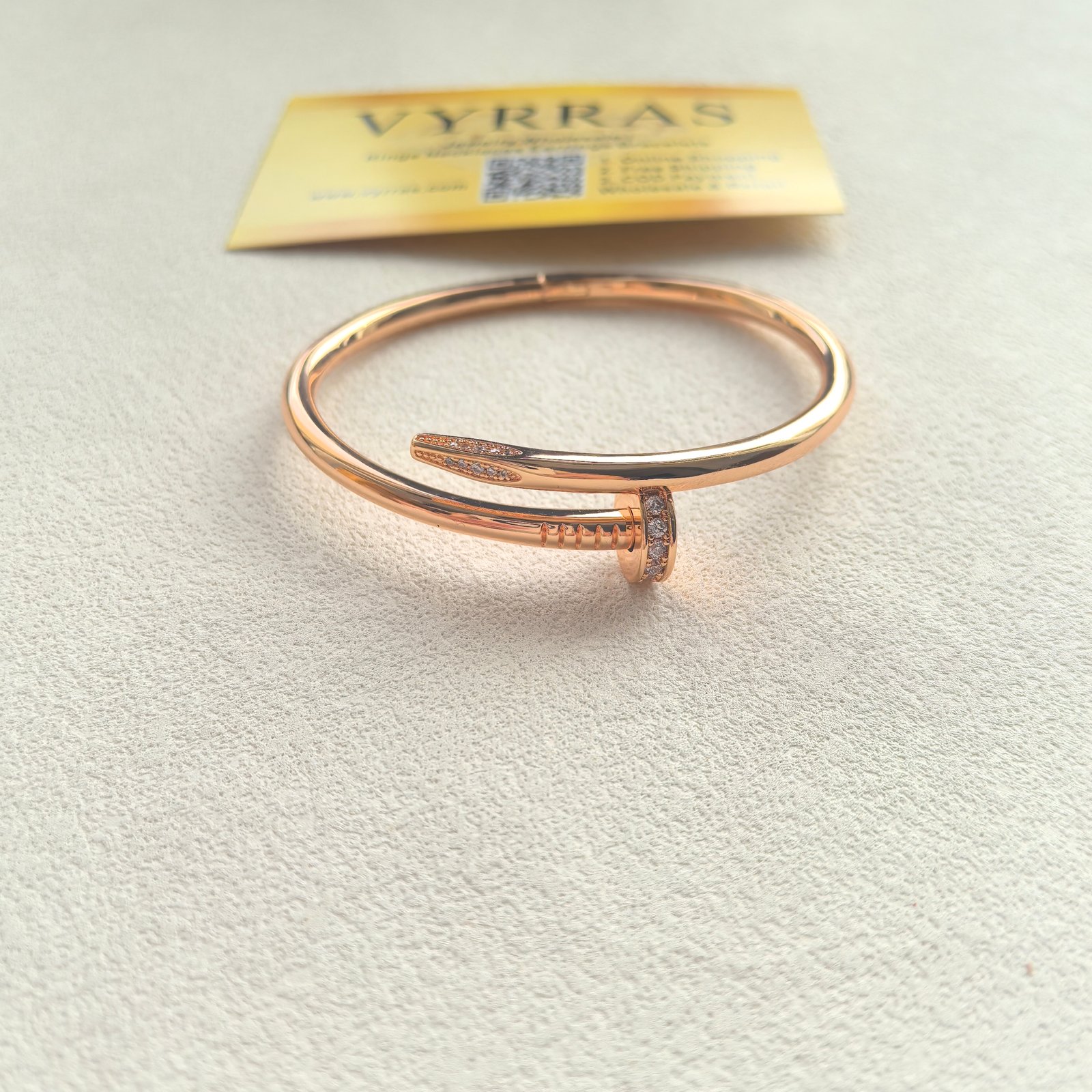 _cuva Cartier_Nail_Bracelet